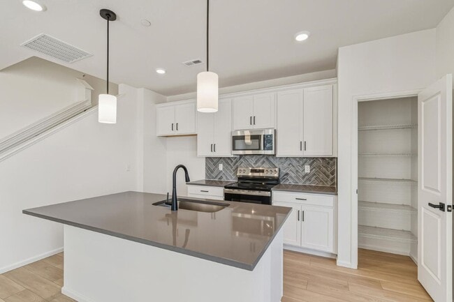 13560 E 111th Place, Commerce City, CO 80022 - photo 6