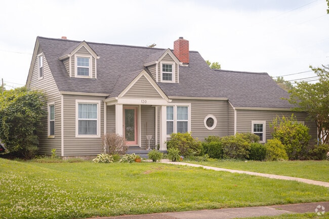 Cape Cod makes an appearance in Brainerd.