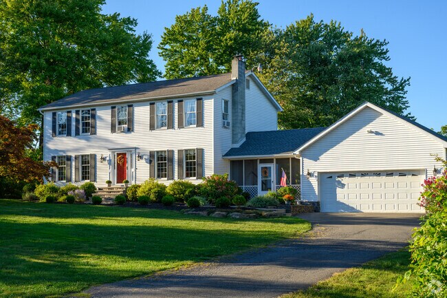 Some high end colonials can be found in Kingston.