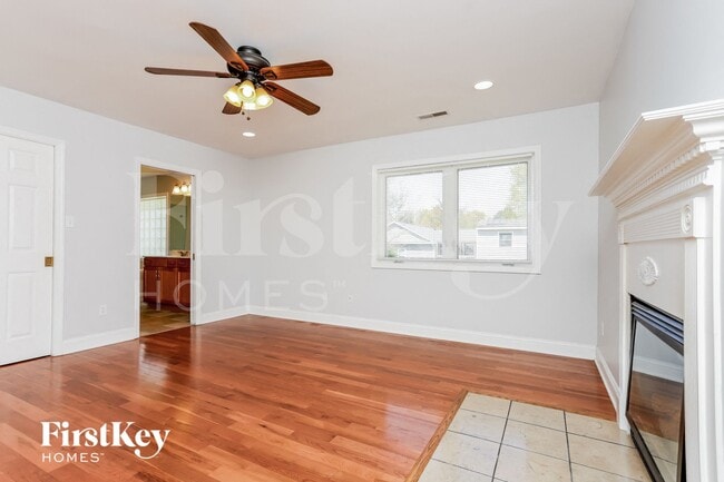 207 Lithia Ave, Saint Louis, MO 63119 - photo 3