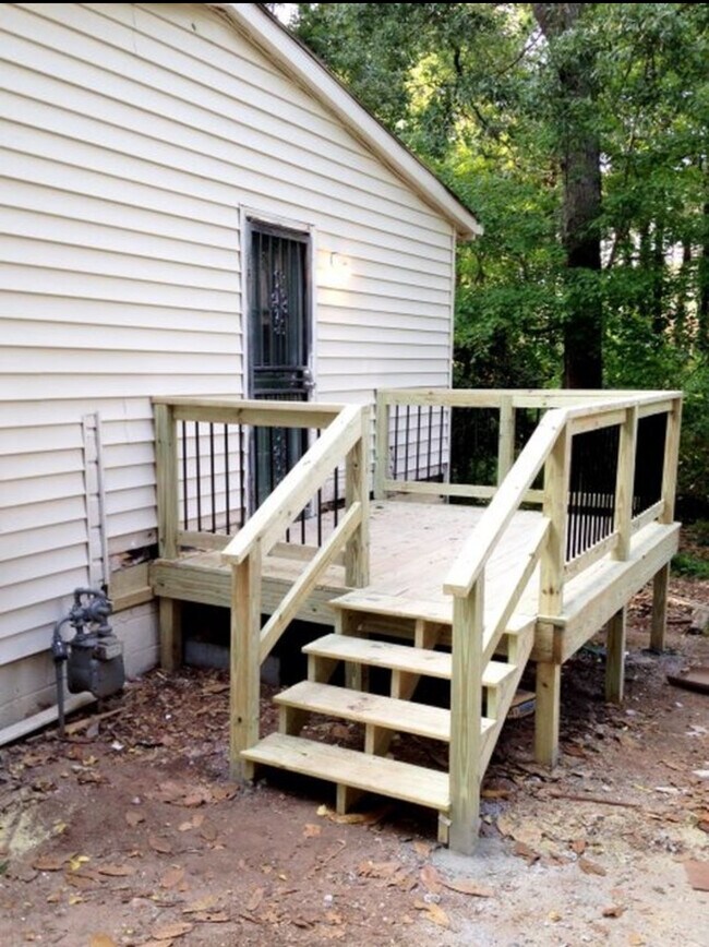 4194 Canby Ln, Decatur, GA 30035 - photo 2