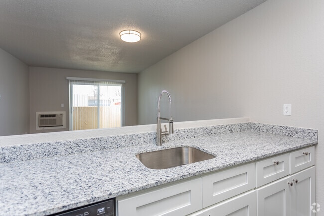 Sedona Ridge Apartments, Colorado Springs, CO 80910 - photo 4