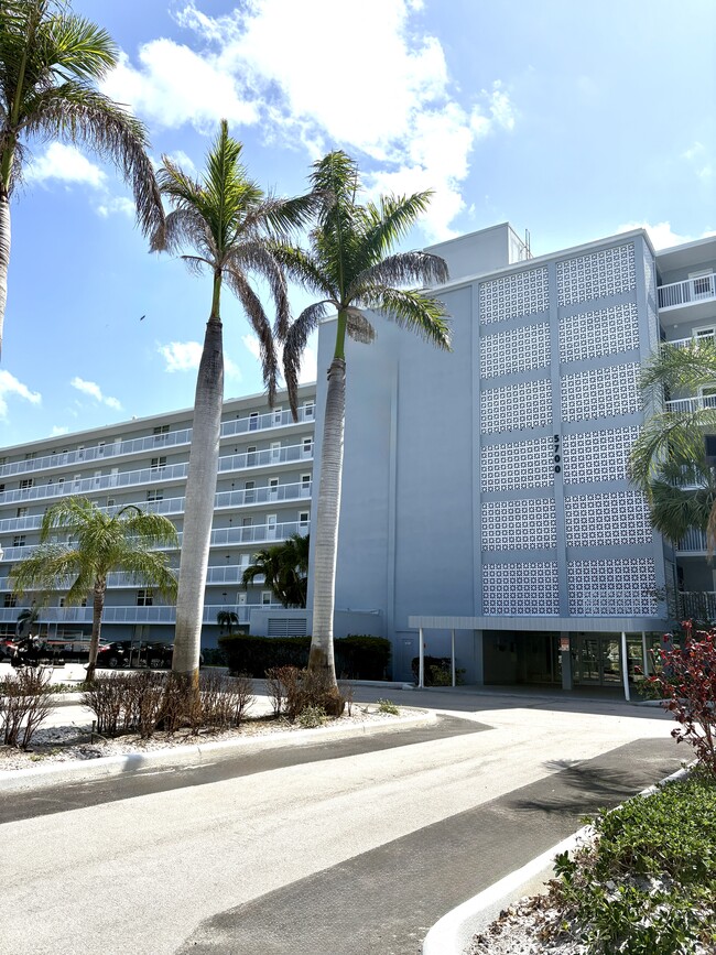 5700 NW 2nd Ave Unit 104, Boca Raton, FL 33487