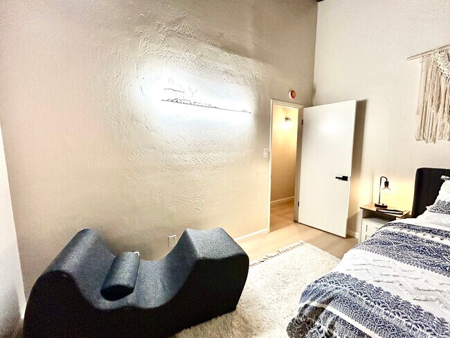 720 Stannage Ave unit B, Albany, CA 94706 - photo 6