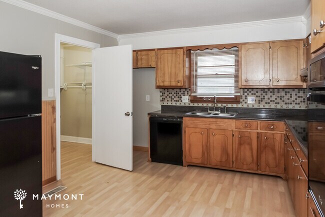 1231 Freemont St SW, Decatur, AL 35601 - photo 6