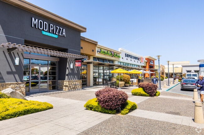 The Serramonte Center holds many restaurant options, like Mod Pizza.