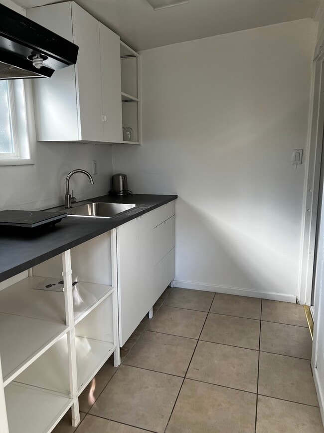 115 N Parkwood Ave, Pasadena, CA 91107 - photo 4