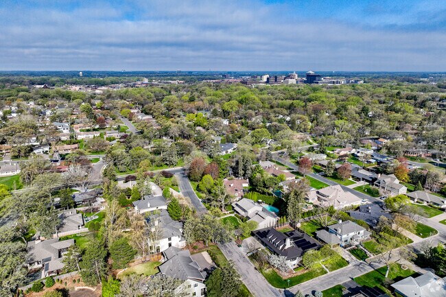 The Fern Hill neighborhood lies in the northeast corner of St. Louis Park.