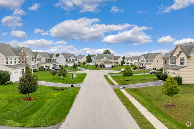 Modern Traditional homes line the street and cul-de-sac's of Saint James.