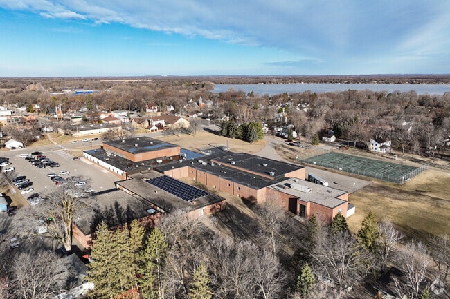 Annandale Middle School ranks fourth best public middle school in Wright County.