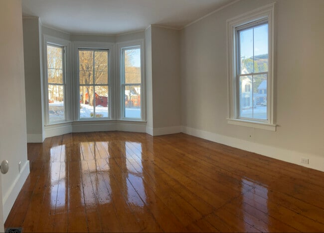 22 Main St unit 1, Gilsum, NH 03448 - photo 4