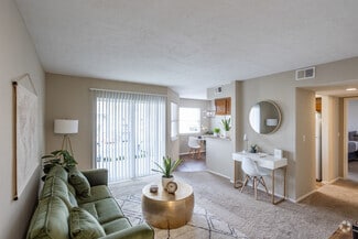 100 Mountainhigh Dr, Antioch, TN 37013