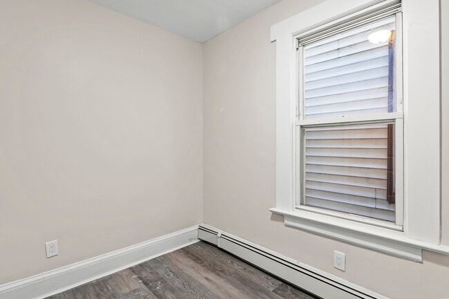 202 N 1st St unit 2, Paterson, NJ 07522 - photo 6