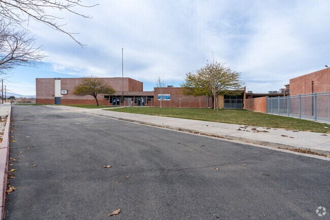 Tamarisk Elementary is ranked #4151-5534 in California Elementary Schools.
