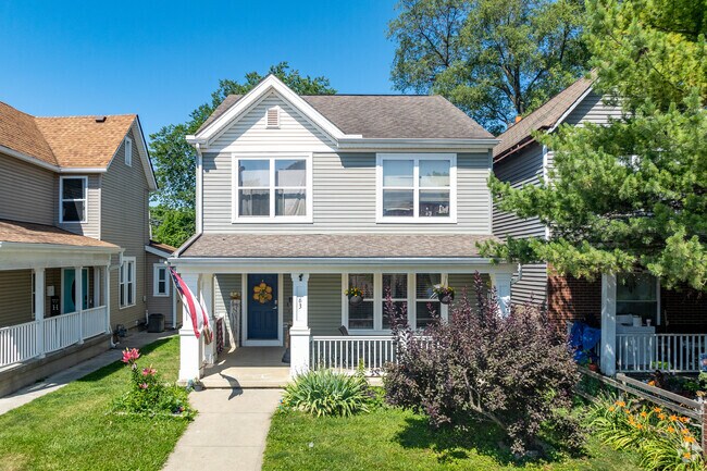 Traditional two-story homes can be found on many streets of Franklinton.