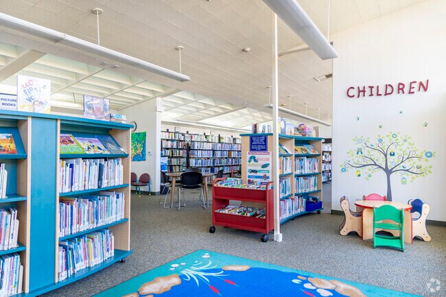 The Oak View library has amenities for adults and kids in the area to use.