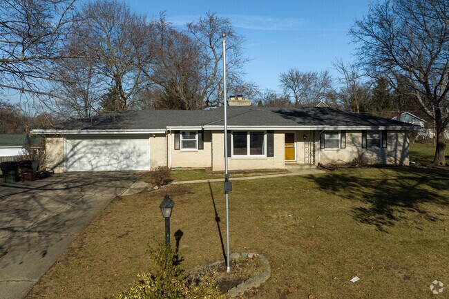 Powers Lake offers ranch-style homes as a housing option.