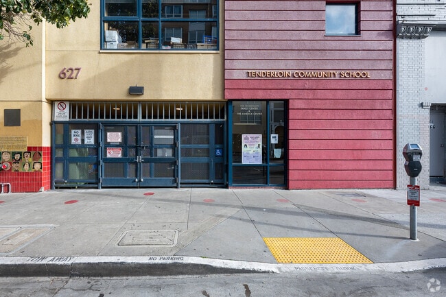 Tenderloin Community Elementary School offers education to the youth in Civic Center.