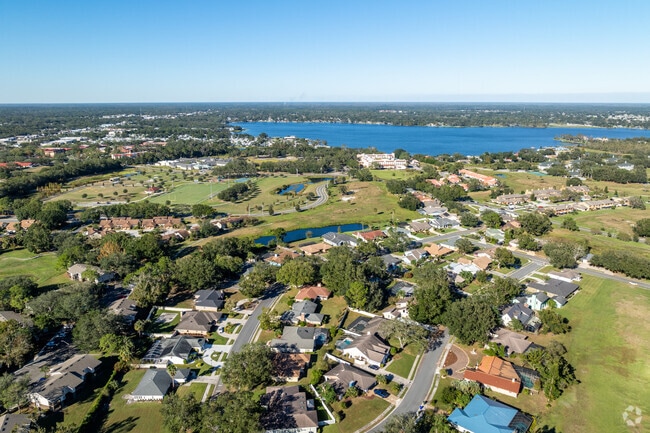 Just north of Lakeland, Gibsonia offers convenience in a calm suburban environment.