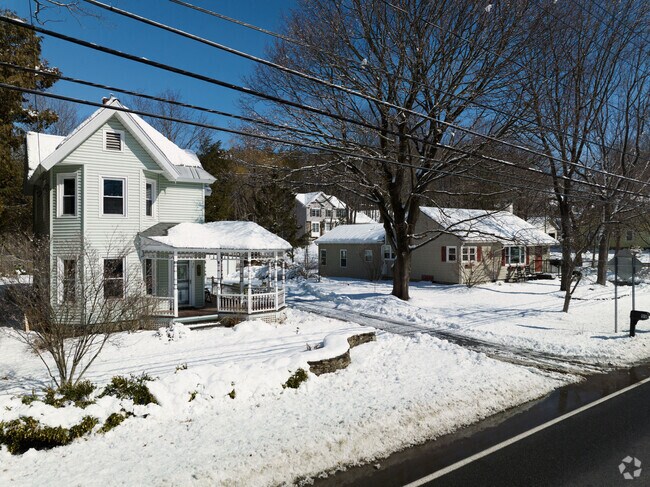 Home styles vary from classic homes to ranch styles.