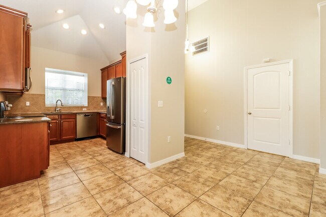 11910 Old Tuscany Place, New Port Richey, FL 34654 - photo 7