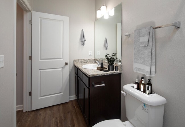 Oakwood Estates Apartment Homes by Callio Properties, Hixson, TN 37343 - photo 7