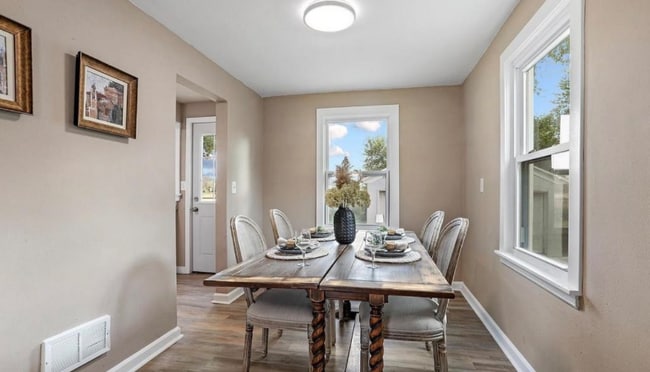 599 Morris Ave unit 599, Ashwaubenon, WI 54304 - photo 4