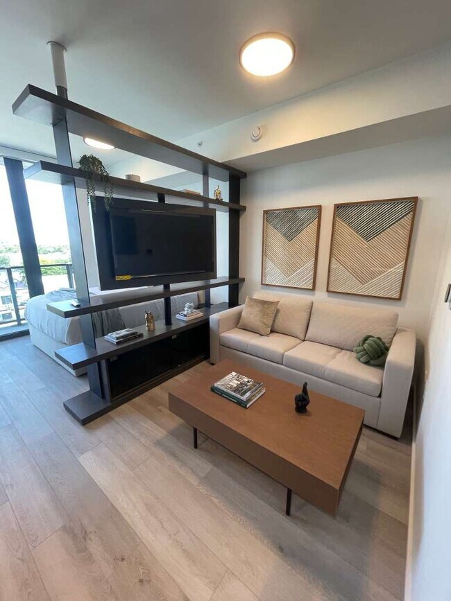 160 NW 32nd St unit S3, Miami, FL 33127 - photo 3