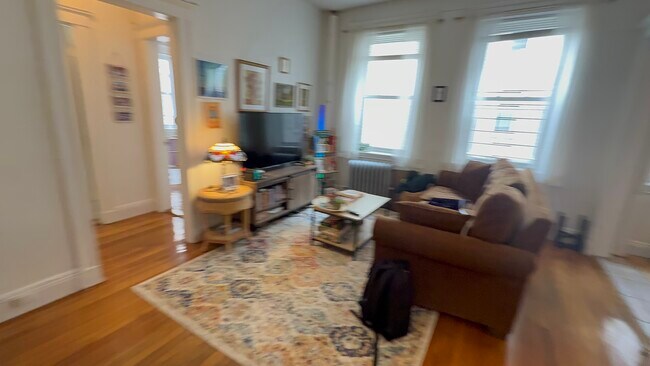 65 Park Dr unit 19, Boston, MA 02215 - photo 4