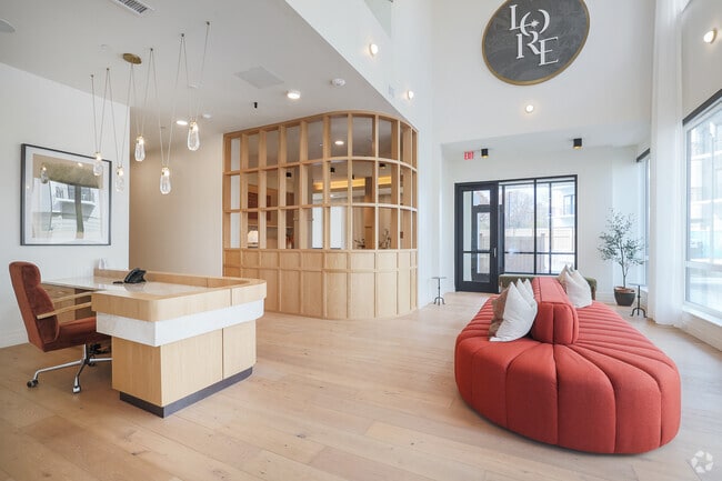 Lore, Salem, MA 01970 - photo 5