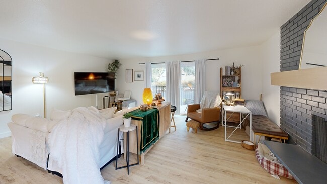 200 Burnham Rd unit 200, Lake Oswego, OR 97034 - photo 2