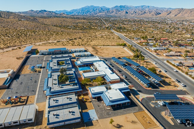 The Onaga Elementary School offers a sprawling campus when viewed from above.