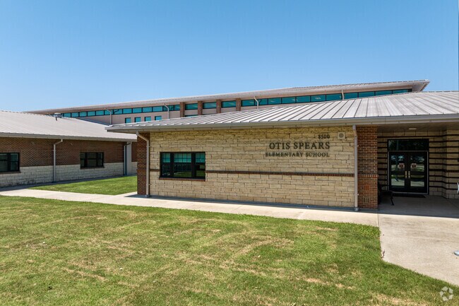 Spears Elementary is one of the many excellent educational institutions in the Frisco.