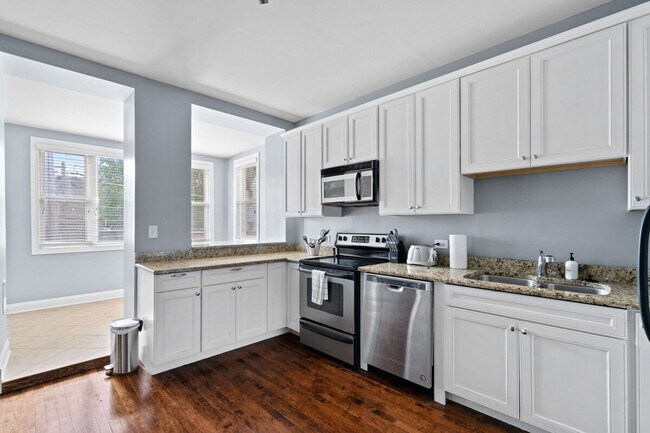 2228 N Bissell St unit ID1359755P, Chicago, IL 60614 - photo 5