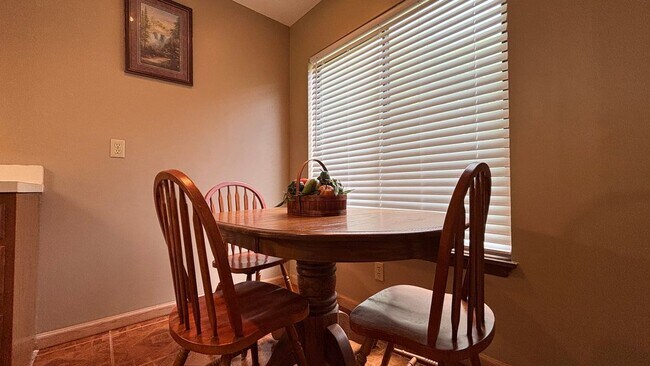 4164 Old Webb Creek Rd, Pittman Center, TN 37876 - photo 5