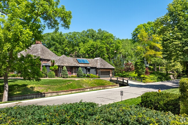 Mission Hills is a wonder of natural and architectural beauty.