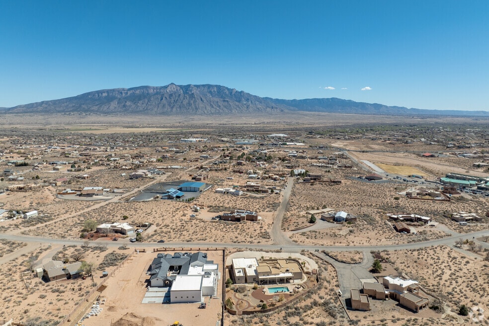 NH_ChamizaEstates_566836_P2_V1_EF_040825