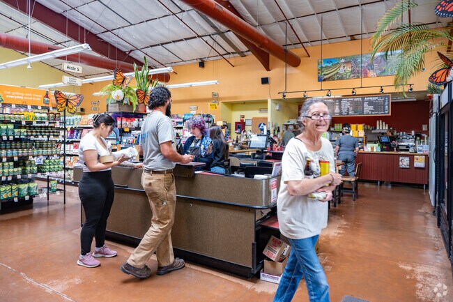 Find friendly people and healthy options at Mariposa Market in Willits.
