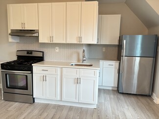 226 N Park St Unit 2, East Orange, NJ 07017