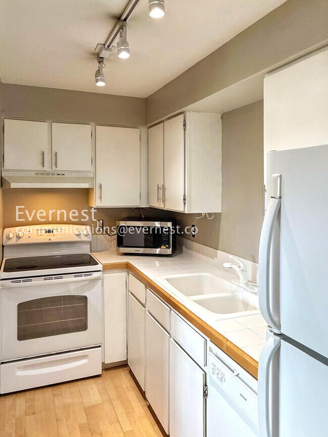 2640 Juniper Ave unit 1, Boulder, CO 80304 - photo 3