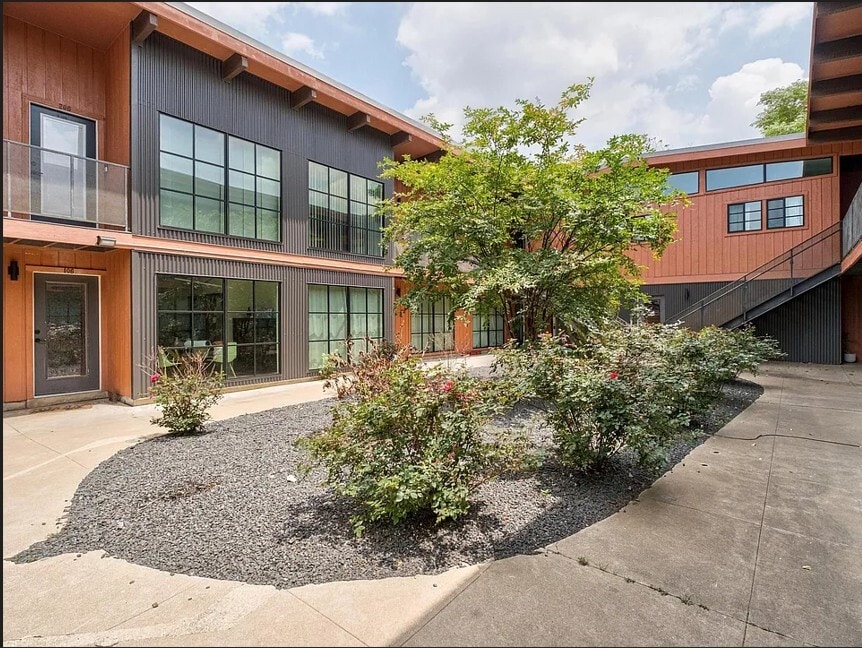 400 E 30th St unit 200, Austin, TX 78705 - photo 1