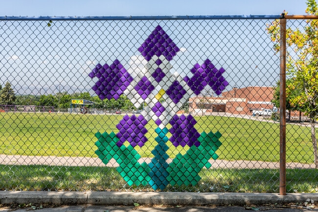 Knapp Elementary School is a public school located in Denver.