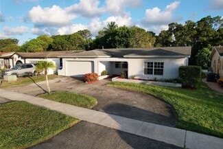 8250 Southampton Dr, Miramar, FL 33025