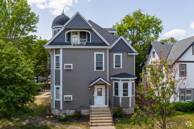A beautiful Queen Ann home that was built in the 1900's.