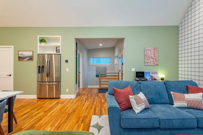 962 Riceville Rd unit ID1363924P, Asheville, NC 28805 - photo 2