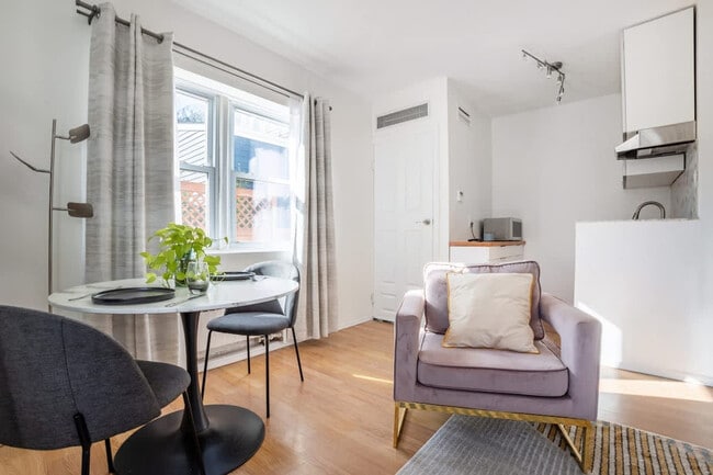 39-39 55th St unit ID1355610P, Queens, NY 11377 - photo 7