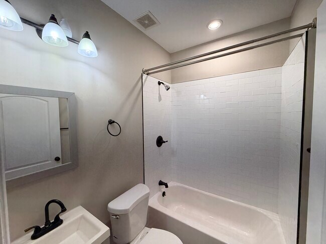 4654 York Rd unit 2, Baltimore, MD 21212 - photo 6