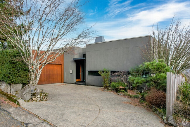 Grey modern home is a type of home in SW Hills, Portland Oregon.