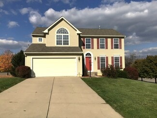 10 Hunterbrook Ct, Monroe, OH 45050