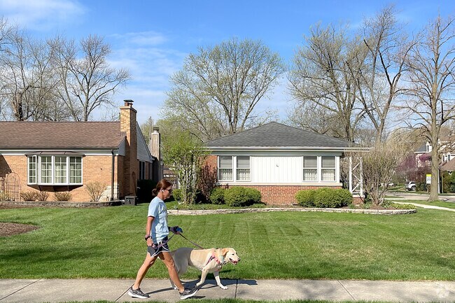 When Locals Think of Forest Hills, They Think of a Walkable Lifestyle.